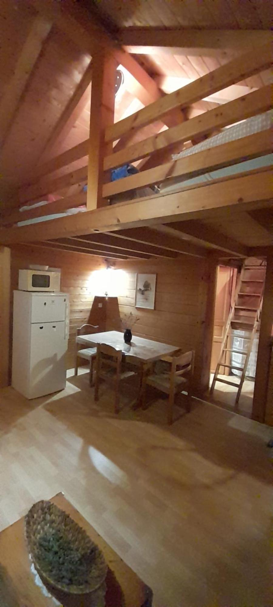 Location Type Gite, Chambre D'Hote, Meuble De Tourisme Dans Joli Petit Chalet Typique Et Ou Jolie Roulotte Type Boheme Waldighoffen Zewnętrze zdjęcie
