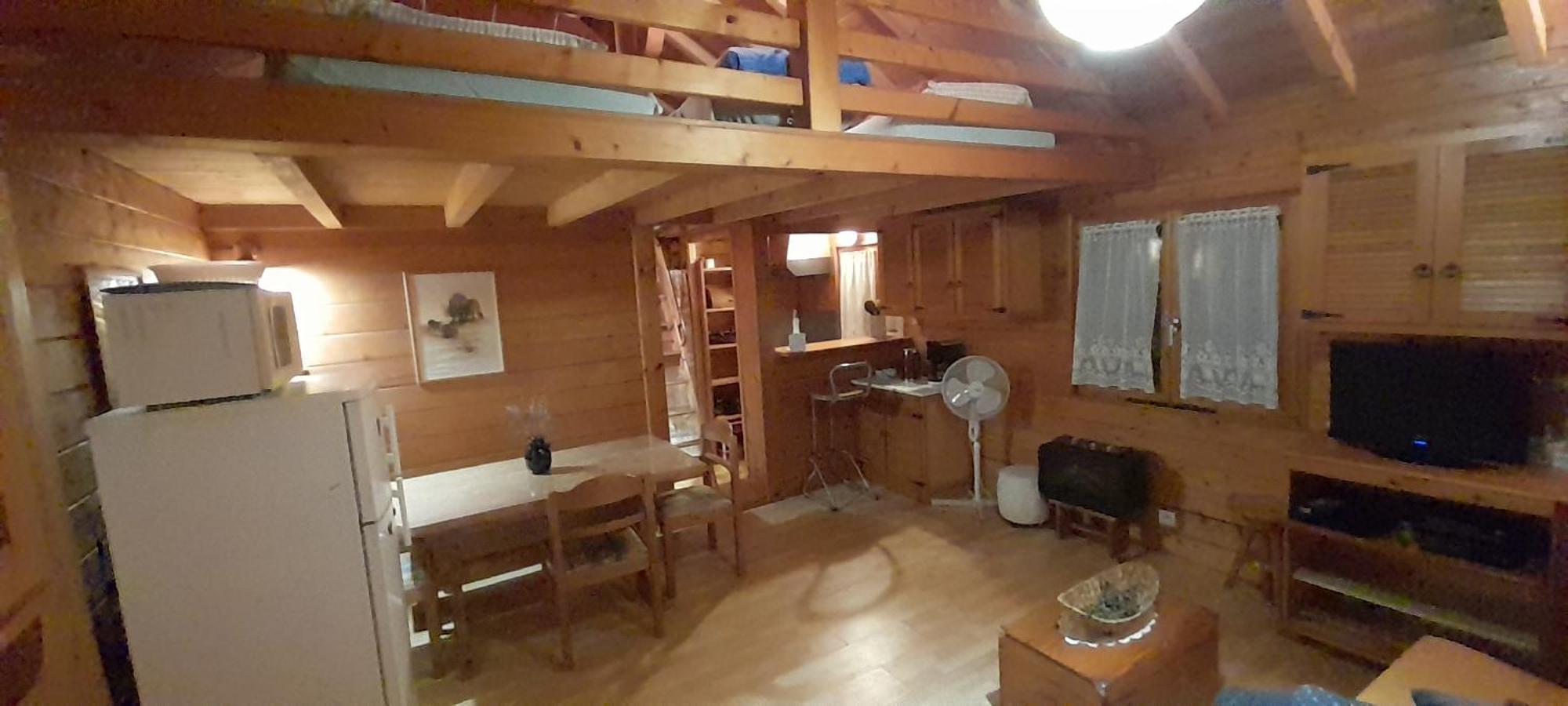 Location Type Gite, Chambre D'Hote, Meuble De Tourisme Dans Joli Petit Chalet Typique Et Ou Jolie Roulotte Type Boheme Waldighoffen Zewnętrze zdjęcie