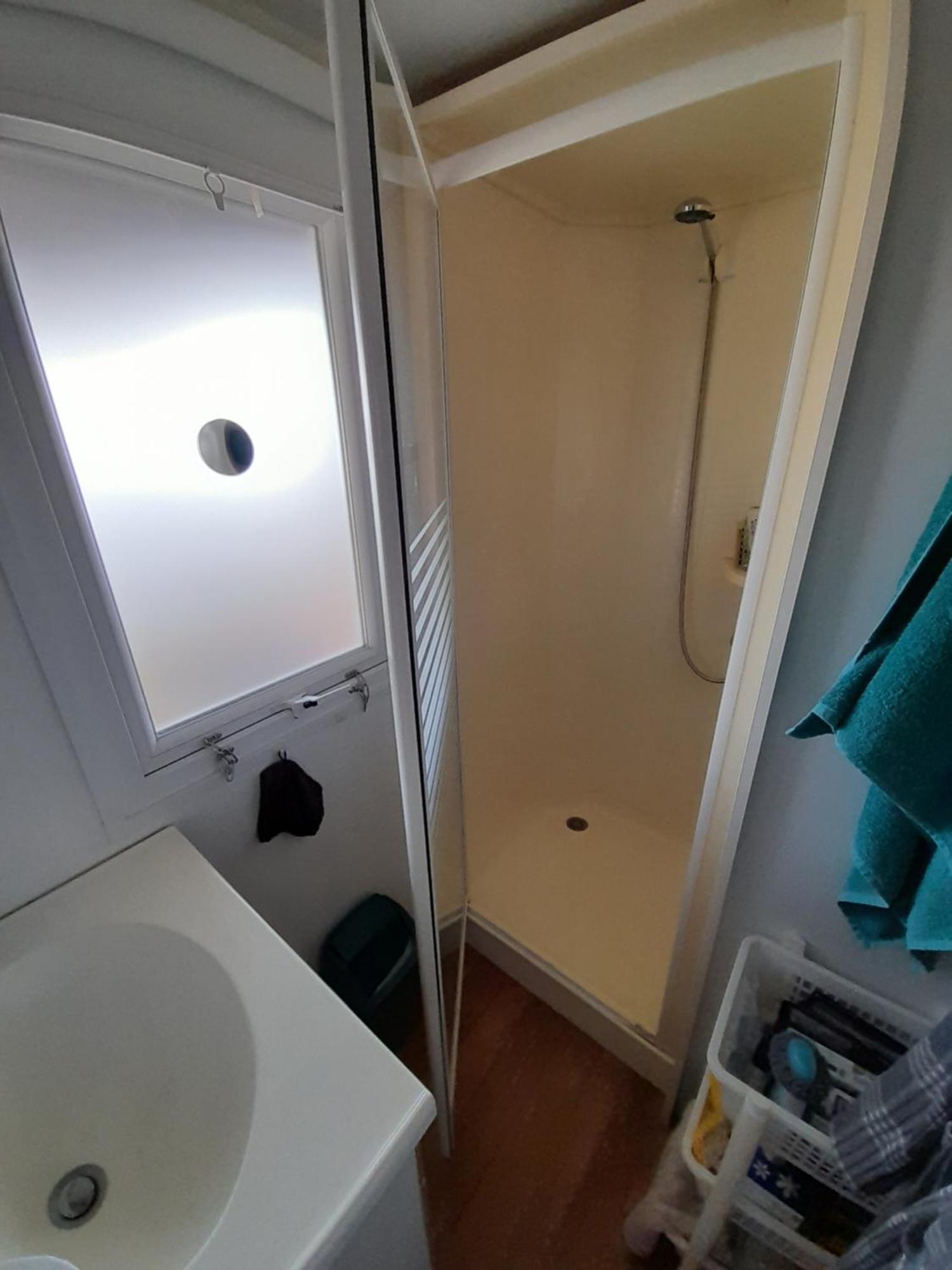 Location Type Gite, Chambre D'Hote, Meuble De Tourisme Dans Joli Petit Chalet Typique Et Ou Jolie Roulotte Type Boheme Waldighoffen Zewnętrze zdjęcie